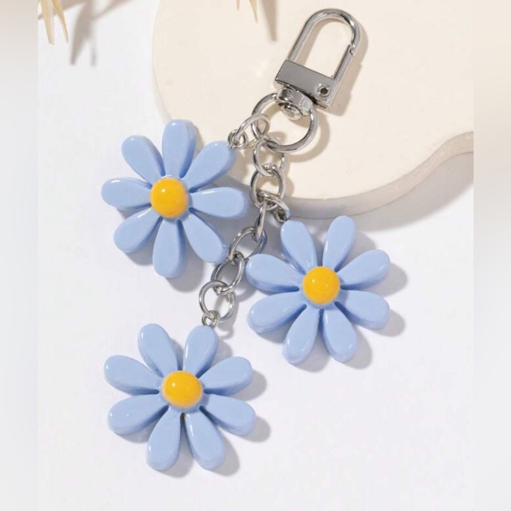 Daisy flowers charm Keychain/Bag charms
